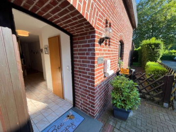 2 - Traum vom Haus wahr werden lassen: Familiengerechtes Wohnen im Quadro-Haus mit Garten