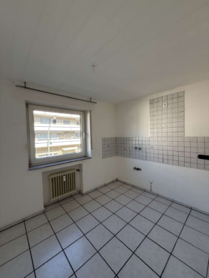 Küche - Moderne 3-Zimmer-Wohnung mit Balkon