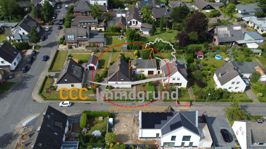 Titelbild - Jetzt renovieren: Charmantes Einfamilienhaus mit traumhaftem Grundstück in Bestlage von Vluyn