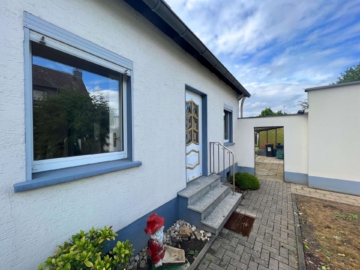 4 - Jetzt renovieren: Charmantes Einfamilienhaus mit traumhaftem Grundstück in Bestlage von Vluyn