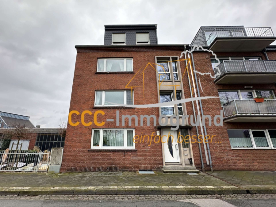 Titelbild - In Toplage von Moers-Mitte: Vermietetes Mehrfamilienhaus mit großem Potenzial