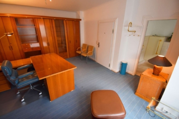 6 - Top-Lage in Moers: Helles Büro in zentraler Innenstadtlage!