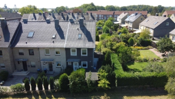 1.1 - Charmantes Reihenendhaus mit großem Grundstück in beliebter West-Lage