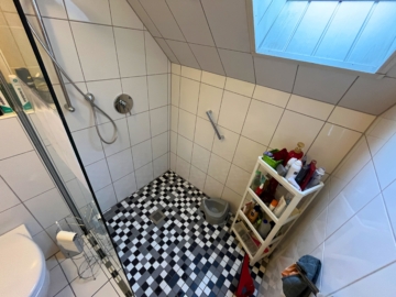 25 - Traum vom Haus wahr werden lassen: Familiengerechtes Wohnen im Quadro-Haus mit Garten