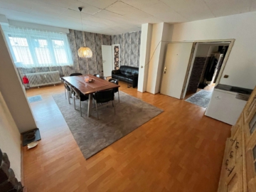 3 - Attraktives Reihenendhaus mit Einliegerwohnung und separatem Dachgeschossapartment– Flexibles Wohnen