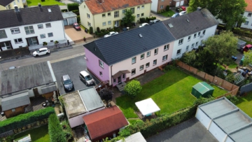 b - Top instandgehalten: Vermietetes Mehrfamilienhaus in zentraler Lage von Vluyn
