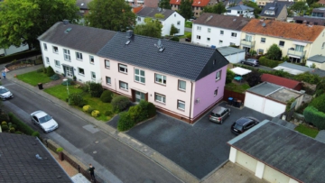 a - Top instandgehalten: Vermietetes Mehrfamilienhaus in zentraler Lage von Vluyn