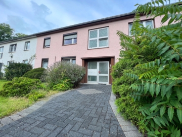 4 - Top instandgehalten: Vermietetes Mehrfamilienhaus in zentraler Lage von Vluyn – auch als Mehrgenerationenhaus geeignet