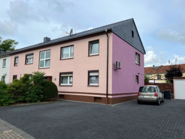 2 - Top instandgehalten: Vermietetes Mehrfamilienhaus in zentraler Lage von Vluyn – auch als Mehrgenerationenhaus geeignet