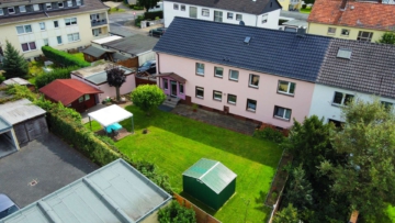 d - Top instandgehalten: Vermietetes Mehrfamilienhaus in zentraler Lage von Vluyn