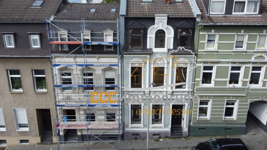 Titelbild - Mehr Platz geht nicht: Historisches Reihenhaus mit Einliegerwohnung in zentraler Lage von MG