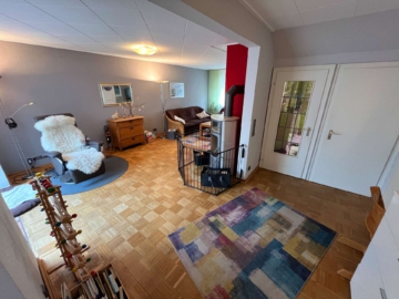 4 - Endlich ein ruhiges Zuhause mit Platz für Ihre ganze Familie im durchrenovierten Reihenhaus