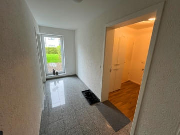 6 - Neuwertige, barrierearme Erdgeschosswohnung in traumhaft ruhiger Lage
