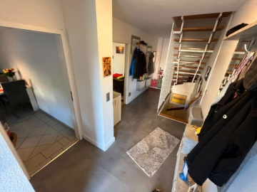 6 - Stilvolles Wohnen im exklusivem Quattrohaus in Neukirchen-Vluyn: Ihre Oase mit eigenem Garten
