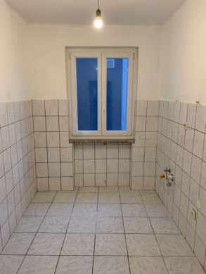 Küche - Geräumige 3-Zimmer Wohnung in verkehrsgünstiger Lage