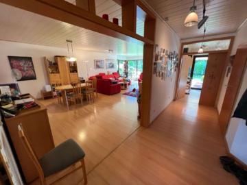 5 - Großzügiges Zwei- bis Dreifamilienhaus in hochwertiger Bauweise und in ruhiger Spielstraße