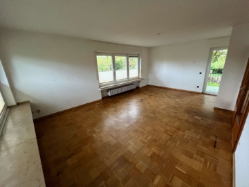 3 - Freistehendes Einfamilienhaus mit großem Grundstück und traumhaftem Ausblick in absoluter Bestlage